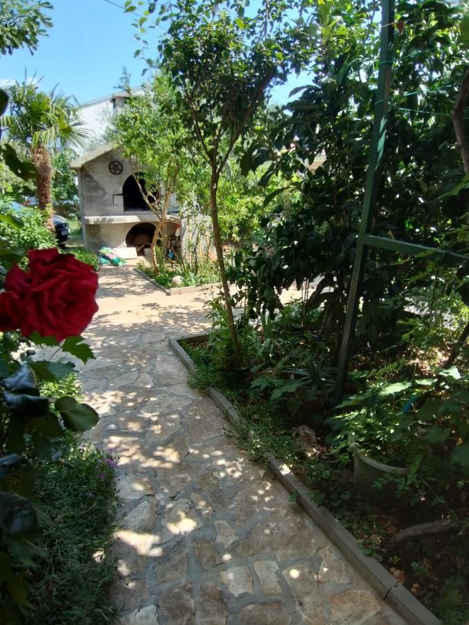 Apartmani Kutlesa Vodice Ngoại thất bức ảnh