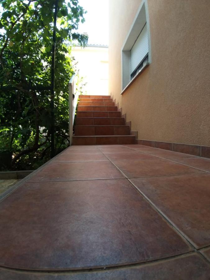 Apartmani Kutlesa Vodice Ngoại thất bức ảnh