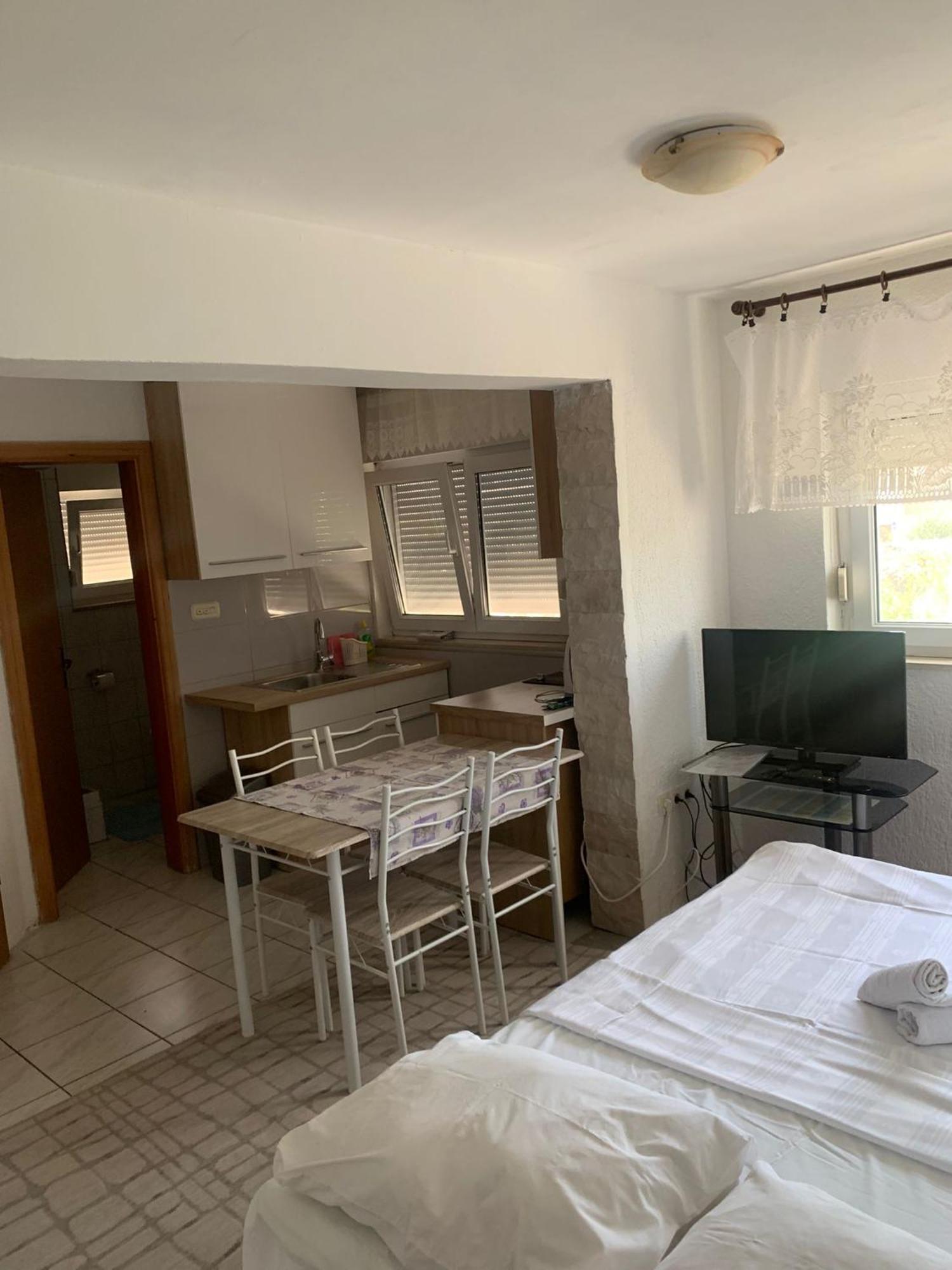 Apartmani Kutlesa Vodice Ngoại thất bức ảnh